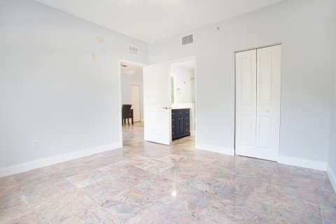 Condominio en venta en Coral Springs, Florida, 3 dormitorios, 122.17 m2 № 941151 - foto 17