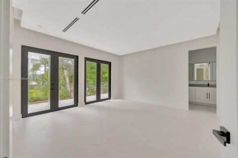 Villa ou maison à vendre à Palmetto Bay, Floride: 4 chambres, 273.13 m2 № 1327718 - photo 30