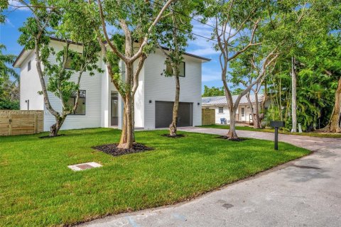 Villa ou maison à vendre à Palmetto Bay, Floride: 4 chambres, 273.13 m2 № 1327718 - photo 2