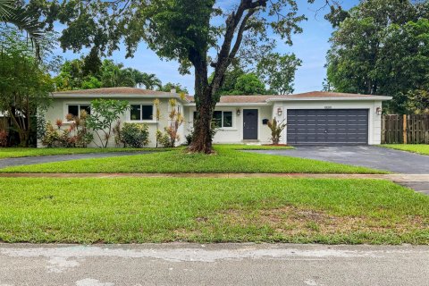 House in Plantation, Florida 3 bedrooms, 154.22 sq.m. № 1230219 - photo 20