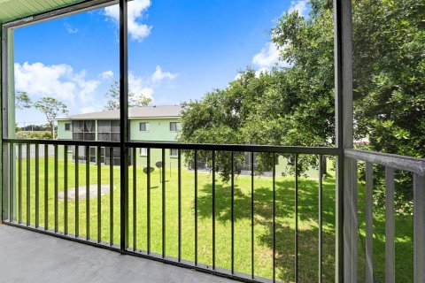 Copropriété à vendre à Cocoa, Floride: 2 chambres, 88.44 m2 № 1230254 - photo 9