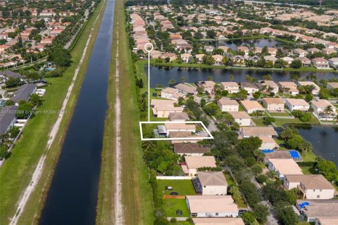 Villa ou maison à vendre à Miramar, Floride: 7 chambres, 317.35 m2 № 1318854 - photo 8