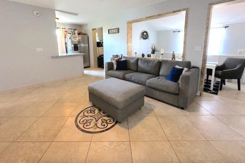 Casa en venta en Delray Beach, Florida, 4 dormitorios, 126.16 m2 № 1208157 - foto 10