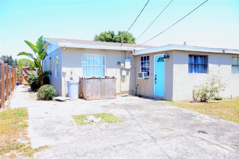 Casa en venta en Delray Beach, Florida, 4 dormitorios, 126.16 m2 № 1208157 - foto 5