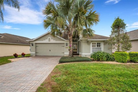 Villa ou maison à vendre à Davenport, Floride: 2 chambres, 160.54 m2 № 961693 - photo 1