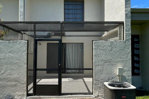 Condominio en venta en Pembroke Pines, Florida, 2 dormitorios, 117.43 m2 № 716579 - foto 9
