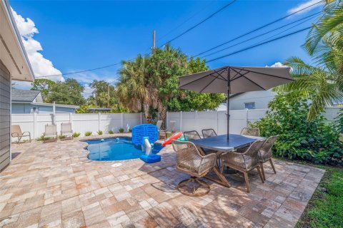 Casa en venta en Saint Petersburg, Florida, 3 dormitorios, 138.8 m2 № 1352810 - foto 30