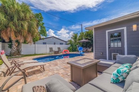 Casa en venta en Saint Petersburg, Florida, 3 dormitorios, 138.8 m2 № 1352810 - foto 25