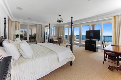 Condominio en venta en Miami Beach, Florida, 3 dormitorios, 426.42 m2 № 1348303 - foto 14