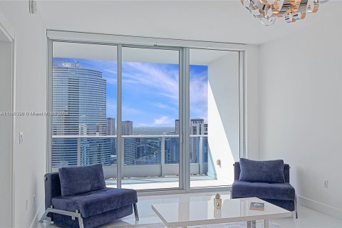 Condominio en venta en Miami, Florida, 1 dormitorio, 74.23 m2 № 1092530 - foto 14