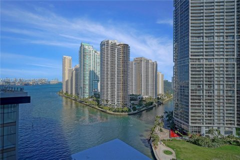 Condominio en venta en Miami, Florida, 1 dormitorio, 74.23 m2 № 1092530 - foto 30