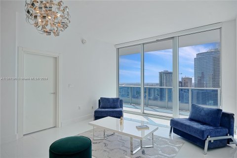 Condominio en venta en Miami, Florida, 1 dormitorio, 74.23 m2 № 1092530 - foto 27