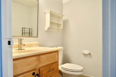 Copropriété à vendre à North Miami Beach, Floride: 1 chambre, 91.97 m2 № 1331330 - photo 10