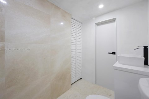 Copropriété à louer à Miami Beach, Floride: 1 chambre, 73.02 m2 № 1345410 - photo 11