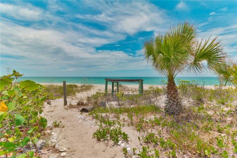 Villa ou maison à louer à Englewood, Floride: 4 chambres, 188.22 m2 № 251617 - photo 2