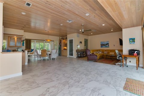 Villa ou maison à louer à Englewood, Floride: 4 chambres, 188.22 m2 № 251617 - photo 11