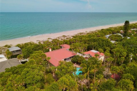 Villa ou maison à louer à Englewood, Floride: 4 chambres, 188.22 m2 № 251617 - photo 4