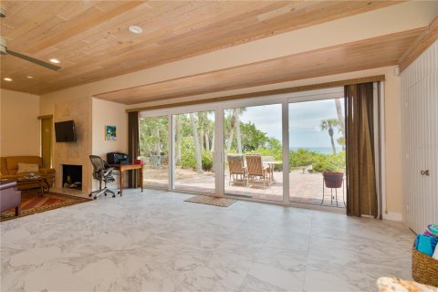 Villa ou maison à louer à Englewood, Floride: 4 chambres, 188.22 m2 № 251617 - photo 19