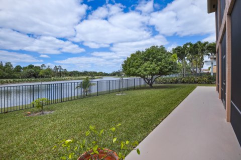 House in Royal Palm Beach, Florida 5 bedrooms, 324.79 sq.m. № 1117028 - photo 6