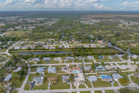 Terreno en venta en Englewood, Florida № 941969 - foto 7