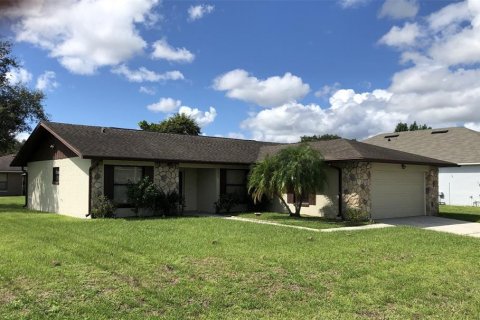 House in Kissimmee, Florida 3 bedrooms, 166.2 sq.m. № 1393825 - photo 2