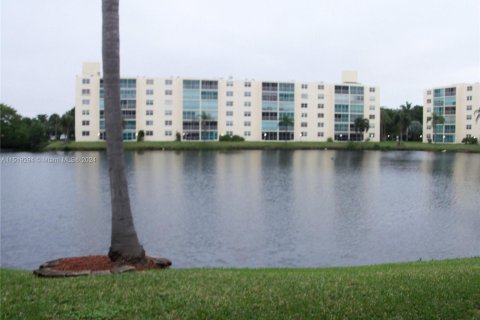 Condominio en venta en Dania Beach, Florida, 2 dormitorios, 110.55 m2 № 963489 - foto 3