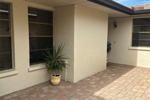 House in Bradenton, Florida 3 bedrooms, 171.59 sq.m. № 1373459 - photo 3