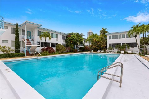 Copropriété à vendre à Miami Beach, Floride: 1 chambre, 69.68 m2 № 1315901 - photo 4