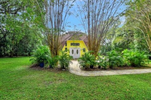 Villa ou maison à vendre à DeLand, Floride: 4 chambres, 200.48 m2 № 1250971 - photo 1