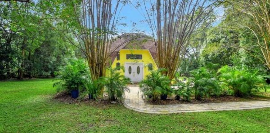 Villa ou maison à DeLand, Floride 4 chambres, 200.48 m2 № 1250971