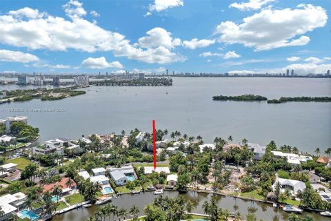 Terreno en venta en Miami, Florida № 1290671 - foto 14