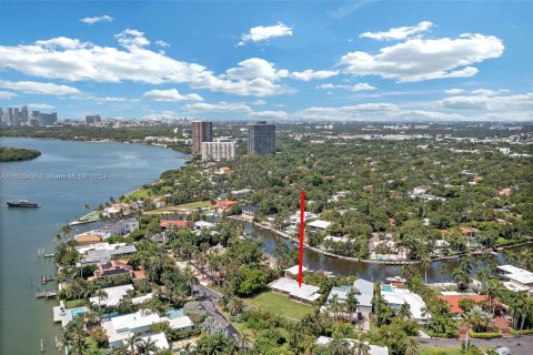 Terreno en venta en Miami, Florida № 1290671 - foto 5