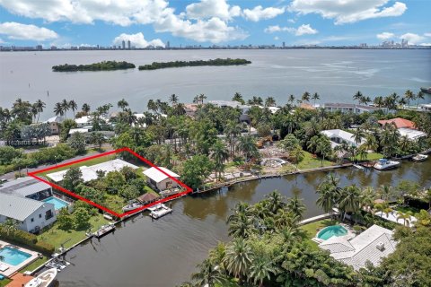 Terreno en venta en Miami, Florida № 1290671 - foto 7