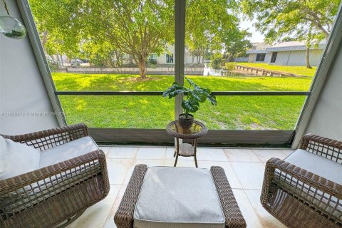 Copropriété à vendre à Oakland Park, Floride: 2 chambres, 90.58 m2 № 1358574 - photo 6