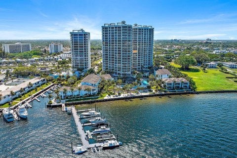 Condo in North Palm Beach, Florida, 3 bedrooms  № 1118118 - photo 20