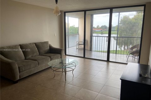 Condo in Weston, Florida, 2 bedrooms  № 1229990 - photo 7