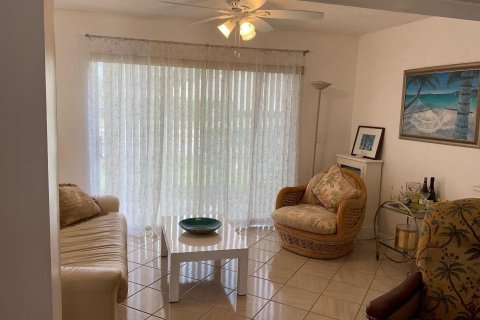 House in Delray Beach, Florida 2 bedrooms, 106.65 sq.m. № 837658 - photo 15