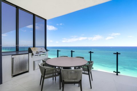 Condo in Sunny Isles Beach, Florida, 3 bedrooms  № 1305306 - photo 17