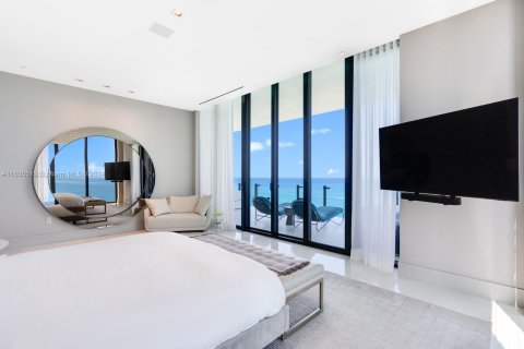 Condo in Sunny Isles Beach, Florida, 3 bedrooms  № 1305306 - photo 24