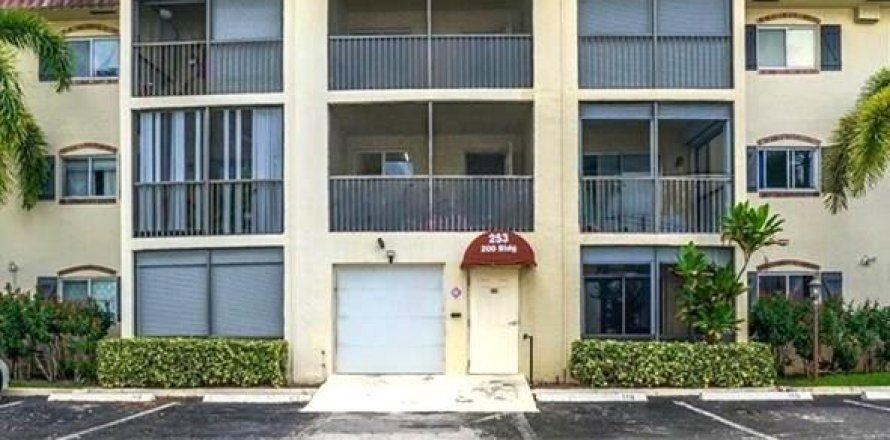 Condominio en Pompano Beach, Florida, 1 dormitorio  № 1009636