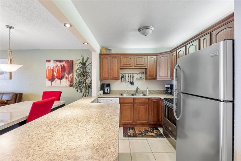 Condominio en venta en Pompano Beach, Florida, 1 dormitorio, 62.24 m2 № 1009636 - foto 18