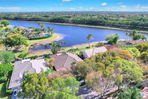 Villa ou maison à vendre à Weston, Floride: 4 chambres, 220.18 m2 № 1138387 - photo 7