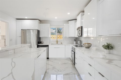 Casa en venta en Fort Lauderdale, Florida, 3 dormitorios, 190.54 m2 № 1154703 - foto 18