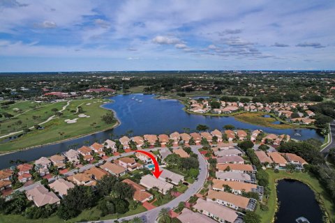 Villa ou maison à vendre à Palm Beach Gardens, Floride: 3 chambres, 207.45 m2 № 805235 - photo 2