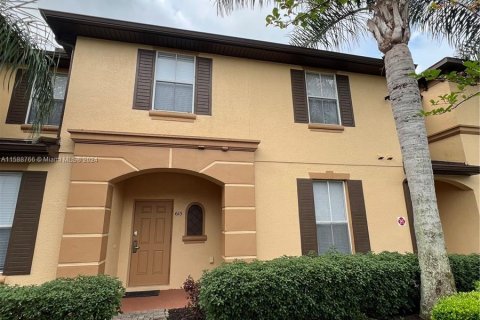 Condo in Davenport, Florida, 3 bedrooms  № 1177783 - photo 1