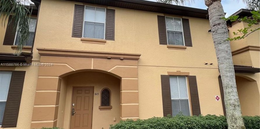 Condo in Davenport, Florida, 3 bedrooms  № 1177783