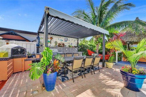 Casa en venta en Pompano Beach, Florida, 3 dormitorios, 145.48 m2 № 1079966 - foto 15
