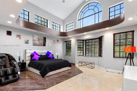 Casa en venta en Coral Springs, Florida, 6 dormitorios, 608.32 m2 № 1079965 - foto 9