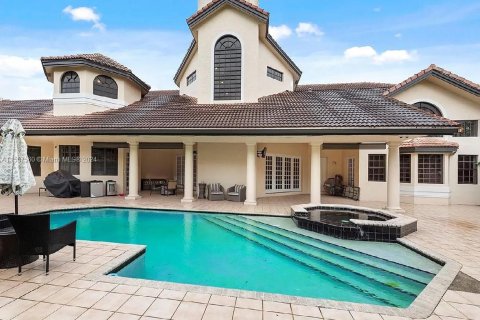 Casa en venta en Coral Springs, Florida, 6 dormitorios, 608.32 m2 № 1079965 - foto 10
