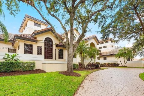 Casa en venta en Coral Springs, Florida, 6 dormitorios, 608.32 m2 № 1079965 - foto 1